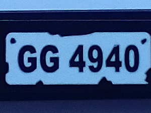 2431pb685 - Tile 1 x 4 with 'NEWBURY HIGH' and 'GG 4940' Pattern (Sticker) - Set 70423