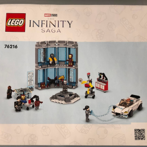 76216-1 - Iron Man Armoury